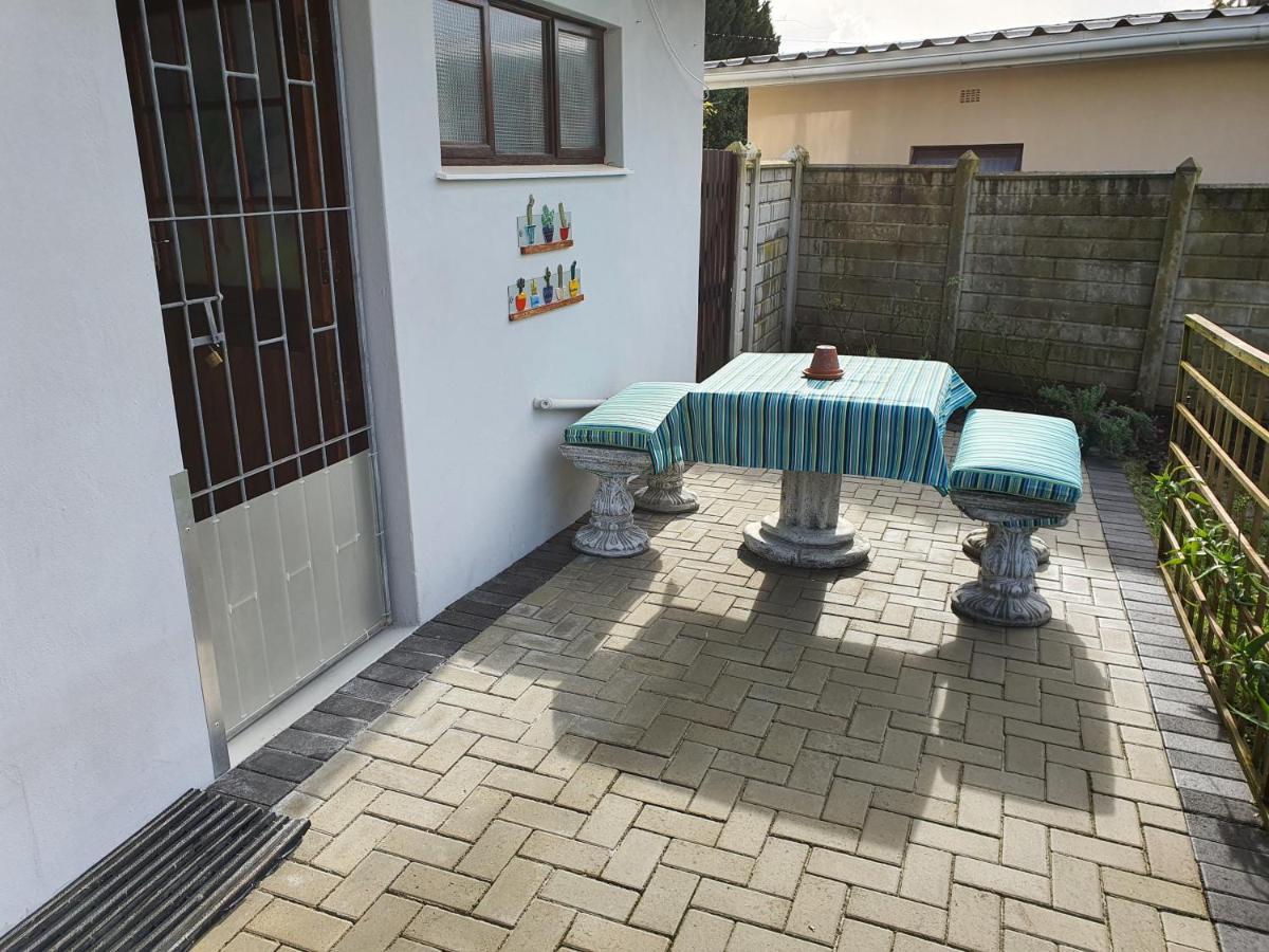 Glasstree B&B Bredasdorp Eksteriør billede